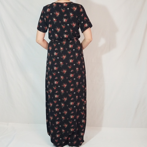 Beautiful floral print maxi dress!!! - Picture 9 of 9